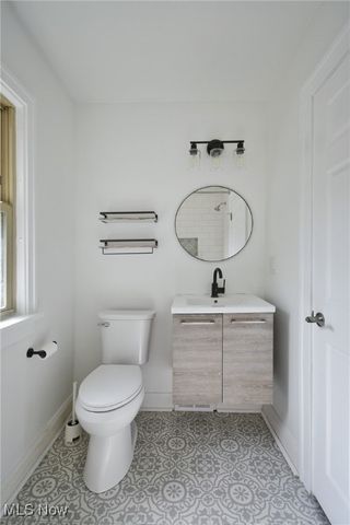 17424 Winslow Road, Shaker Heights, OH 44120