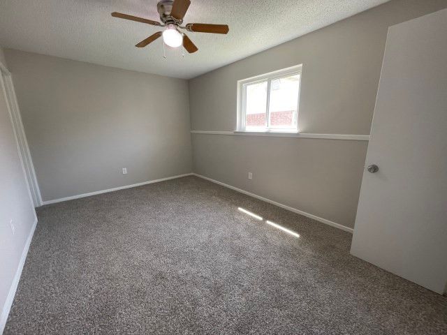 328 Hillside Court, Burleson, TX 76028