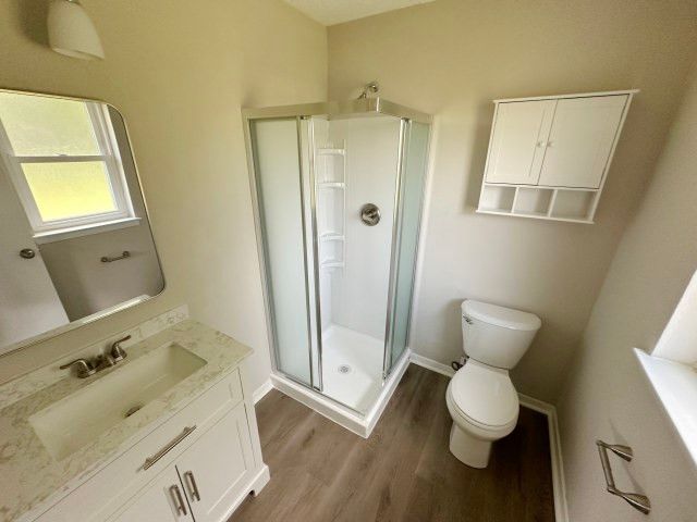 328 Hillside Court, Burleson, TX 76028