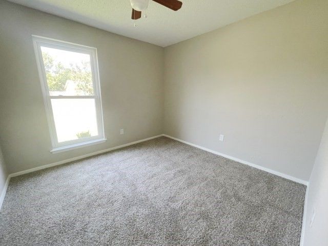 328 Hillside Court, Burleson, TX 76028