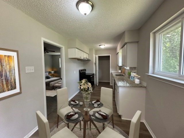 328 Hillside Court, Burleson, TX 76028
