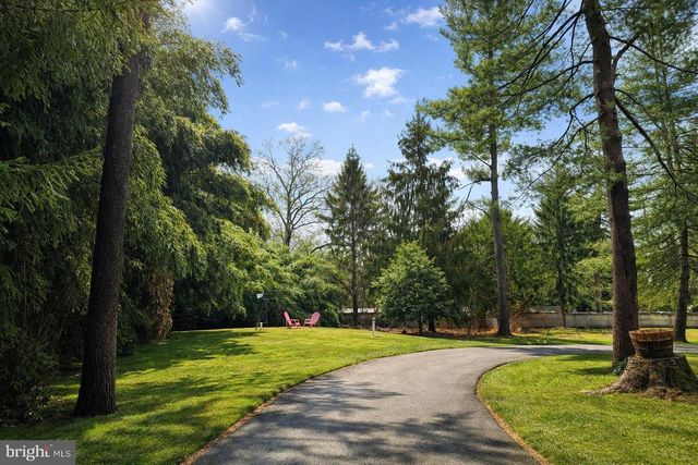 890 LAWRENCEVILLE RD, Princeton, NJ 08540