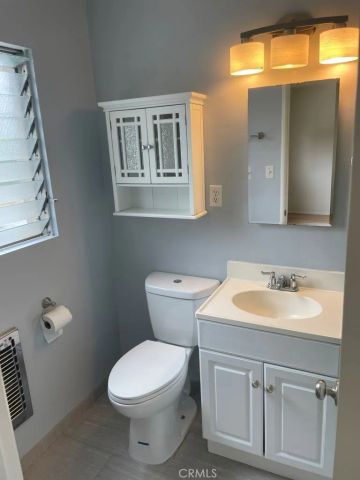 630 San Vicente A, Santa Monica, CA 90402