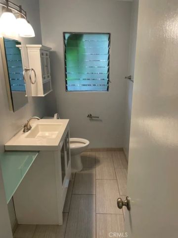 630 San Vicente A, Santa Monica, CA 90402