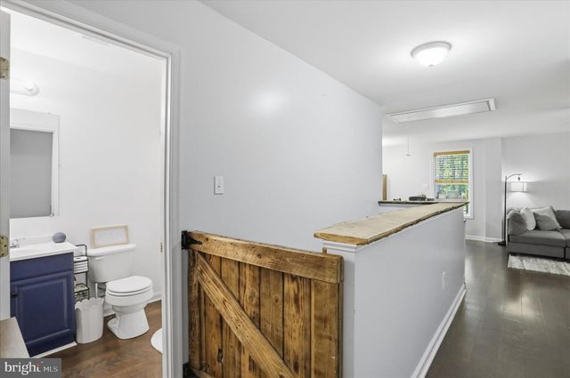 55 RED SQUIRREL RD, Harpers Ferry, WV 25425
