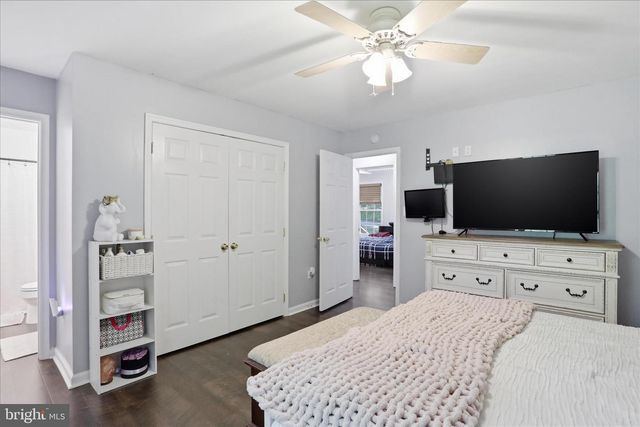 55 RED SQUIRREL RD, Harpers Ferry, WV 25425