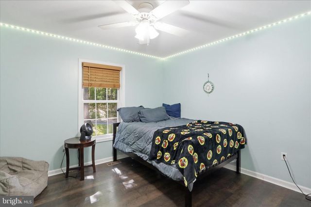 55 RED SQUIRREL RD, Harpers Ferry, WV 25425