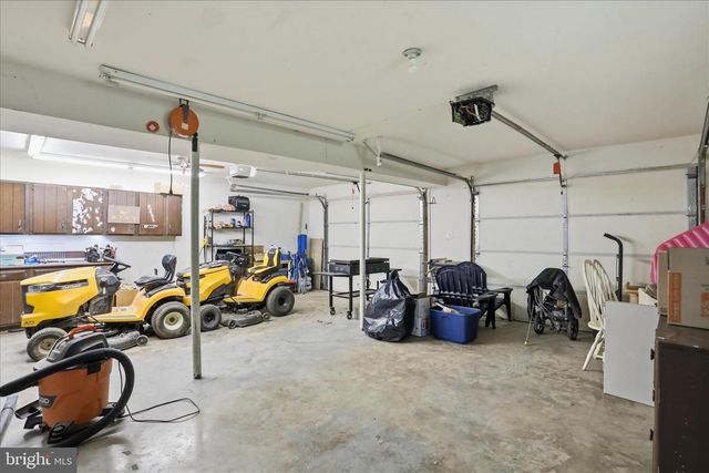 55 RED SQUIRREL RD, Harpers Ferry, WV 25425
