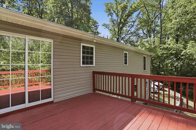 55 RED SQUIRREL RD, Harpers Ferry, WV 25425