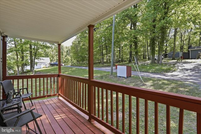 55 RED SQUIRREL RD, Harpers Ferry, WV 25425