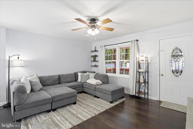 55 RED SQUIRREL RD, Harpers Ferry, WV 25425