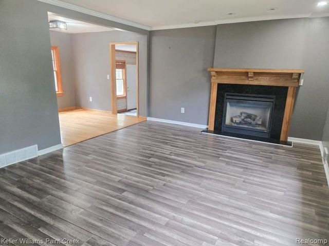 2438 Archdale, West Bloomfield, MI 48324