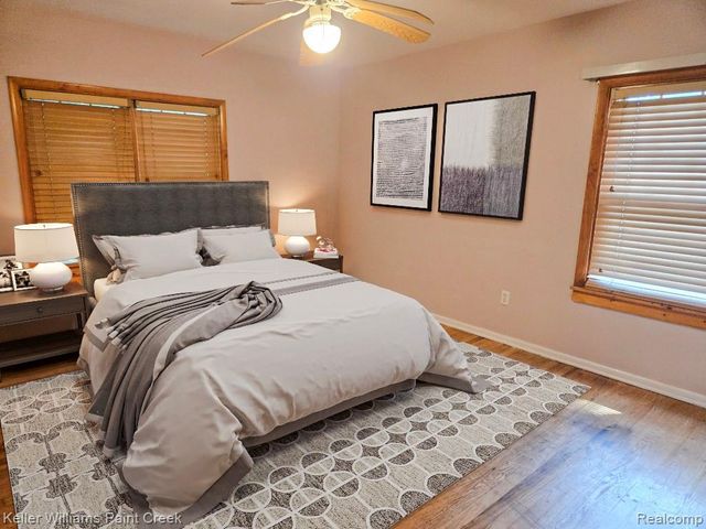 2438 Archdale, West Bloomfield, MI 48324