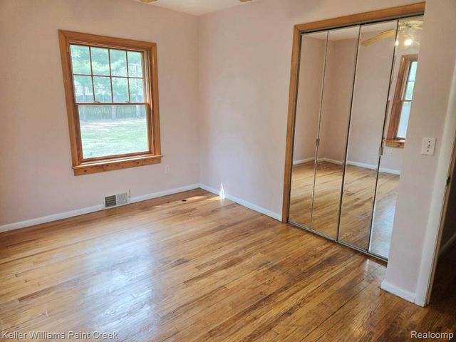 2438 Archdale, West Bloomfield, MI 48324