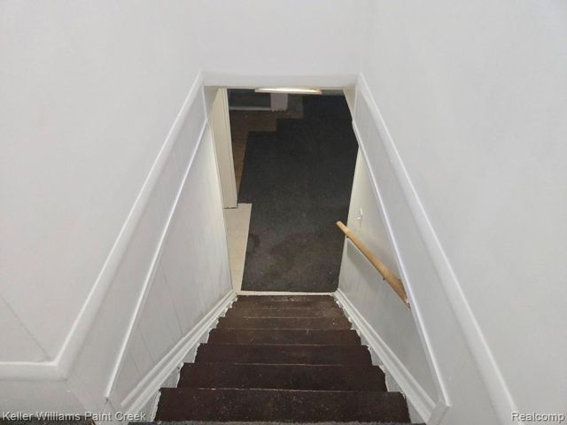 2438 Archdale, West Bloomfield, MI 48324