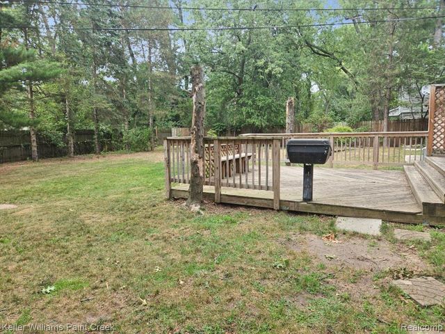 2438 Archdale, West Bloomfield, MI 48324