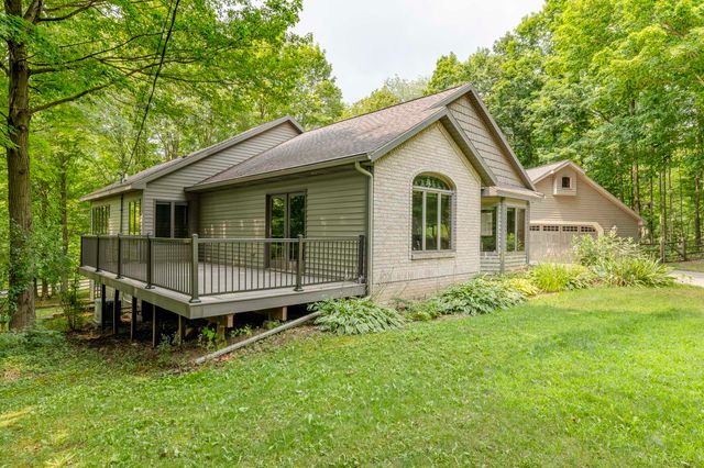 8047 Kraft Avenue Se, Caledonia Twp, MI 49316