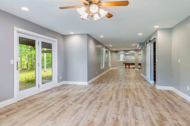 8047 Kraft Avenue Se, Caledonia Twp, MI 49316