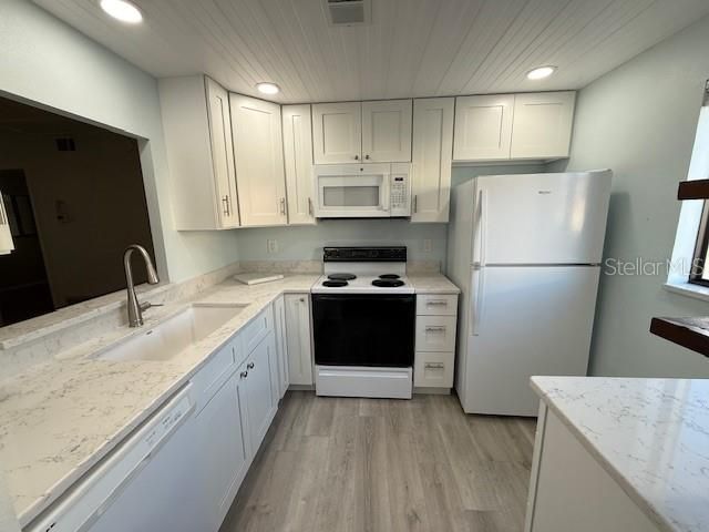 431 AIRPORT AVENUE E 204, Venice, FL 34285