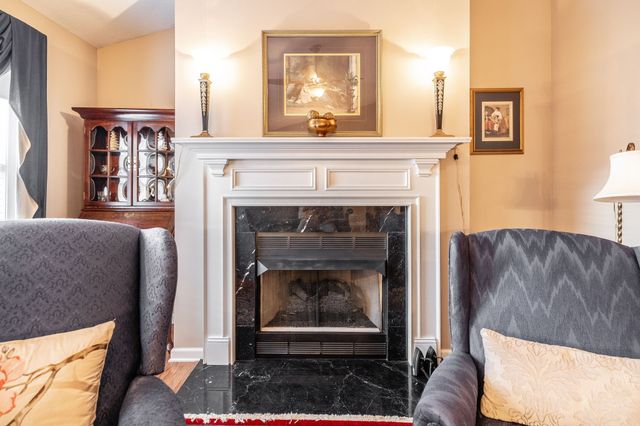 800 Browns Ln Apt C2, Gallatin, TN 37066