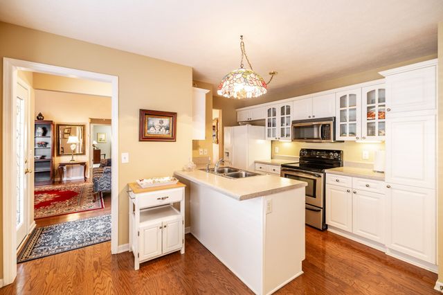 800 Browns Ln Apt C2, Gallatin, TN 37066