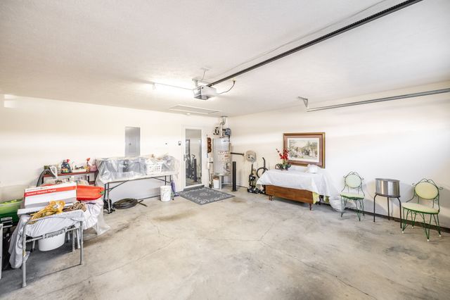 800 Browns Ln Apt C2, Gallatin, TN 37066