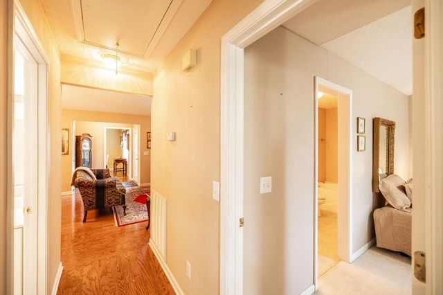 800 Browns Ln Apt C2, Gallatin, TN 37066