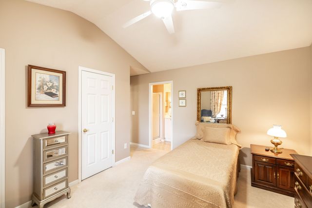 800 Browns Ln Apt C2, Gallatin, TN 37066