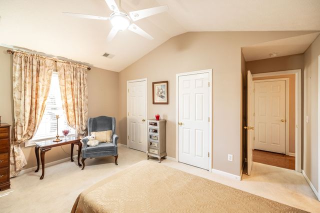 800 Browns Ln Apt C2, Gallatin, TN 37066