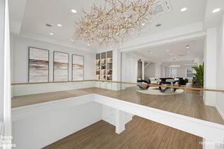 224 E 12TH Street, New York City, NY 10003
