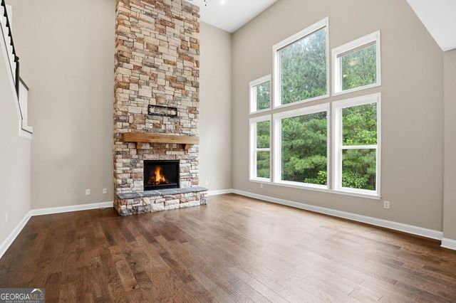195 Floating Leaf Way, Dallas, GA 30132