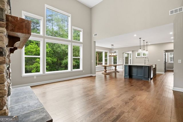 195 Floating Leaf Way, Dallas, GA 30132