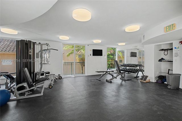 8888 Collins Ave 115, Surfside, FL 33154
