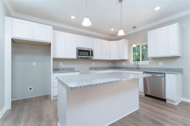 570 W Wildwood Drive, Owosso, MI 48867