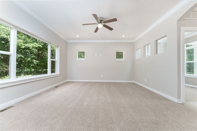 570 W Wildwood Drive, Owosso, MI 48867