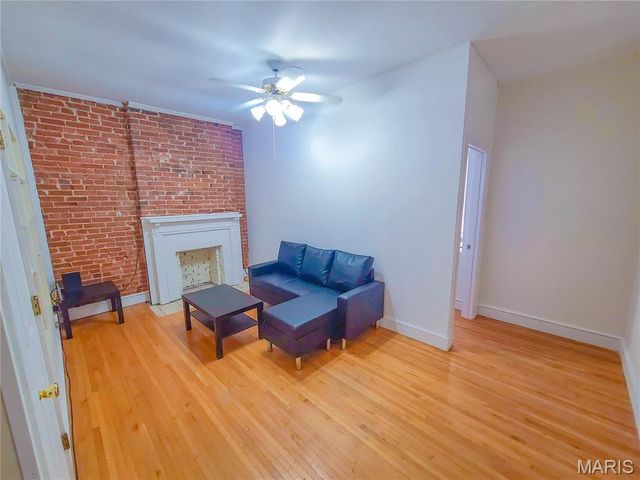 5943 Kingsbury Avenue, St Louis, MO 63112