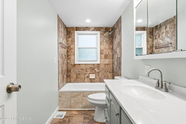 400 Hillview Dr, Louisville, KY 40214