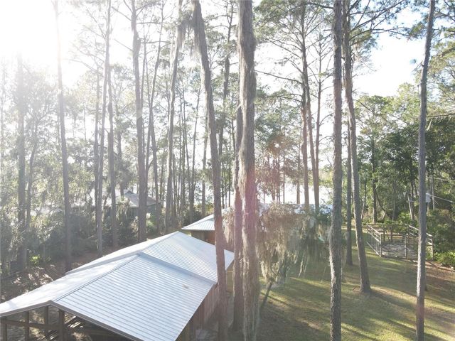 161 RILEY LAKE DRIVE, Hawthorne, FL 32640