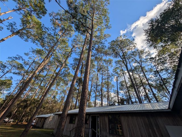 161 RILEY LAKE DRIVE, Hawthorne, FL 32640