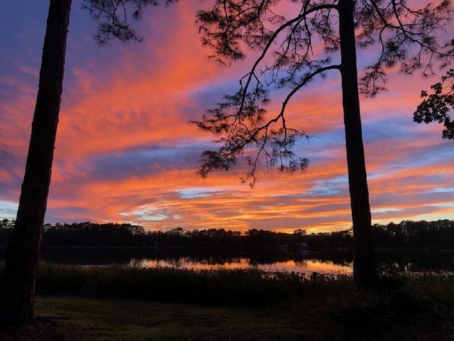 161 RILEY LAKE DRIVE, Hawthorne, FL 32640