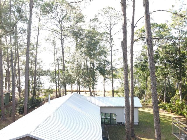 161 RILEY LAKE DRIVE, Hawthorne, FL 32640