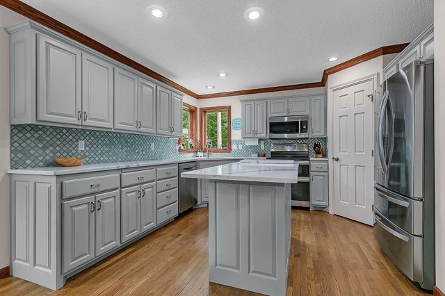 2018 25th Street S, Saint Cloud, MN 56301