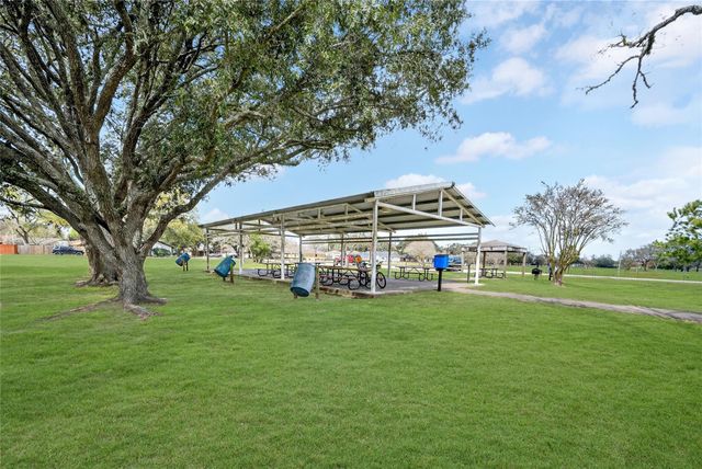 1709 Capri Lane, Seabrook, TX 77586