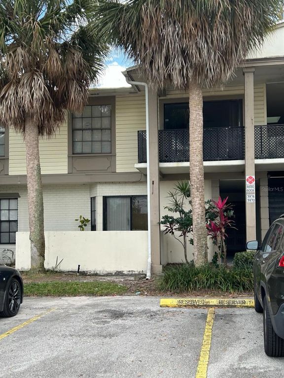 6008 VILLAGE CIRCLE GE, Orlando, FL 32822