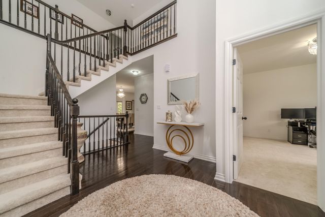 1360 Fairlane Drive, Ann Arbor, MI 48104