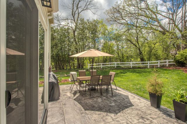 1360 Fairlane Drive, Ann Arbor, MI 48104
