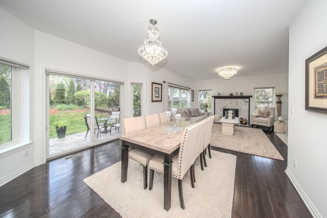 1360 Fairlane Drive, Ann Arbor, MI 48104