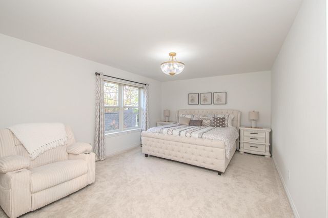 1360 Fairlane Drive, Ann Arbor, MI 48104