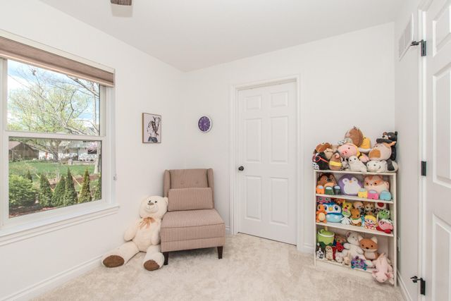 1360 Fairlane Drive, Ann Arbor, MI 48104
