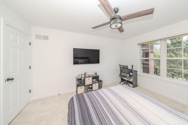 1360 Fairlane Drive, Ann Arbor, MI 48104